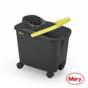 Prostokątne wiadro na kołkach 14 ltr with wyciskaczem Mery Prostokątne wiadro na kołkach 14 ltr with wyciskaczem Mery