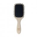 Marlies Moller brushes and combs are a new classic on the go Marlies Moller brushes and combs are a new classic on the go