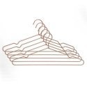 Set of 5 hangers with wooden Rayen Set of 5 hangers with wooden Rayen