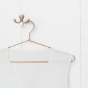 Set of 5 hangers with wooden Rayen Set of 5 hangers with wooden Rayen
