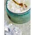 Rituals The Ritual of Karma Salt Body Scrub Detailsnull druskos kūno šveitiklis, 300g Rituals The Ritual of Karma Salt Body Scrub Detailsnull druskos kūno šveitiklis, 300g