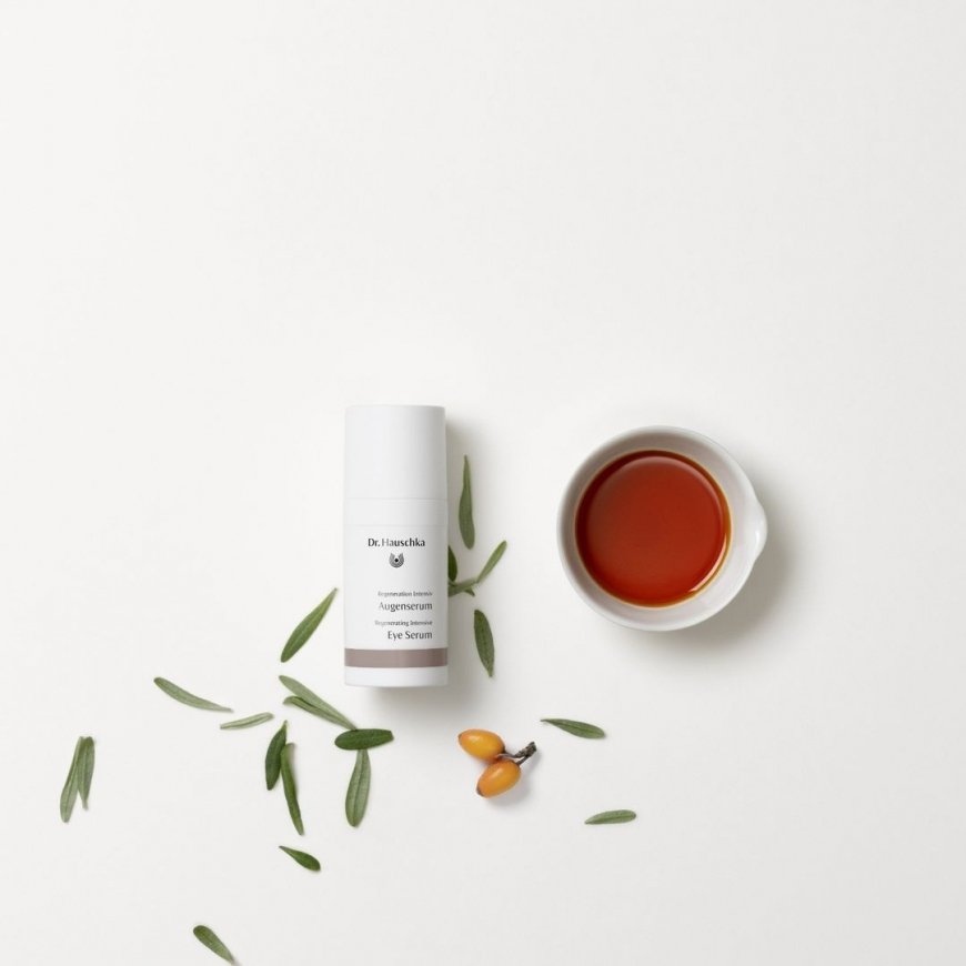 Dr. Hauschka Intensive Regenerating Eye Serum, 15 ml