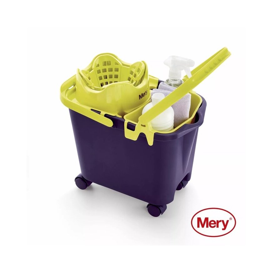 Bucket 14L with automatic push-on wheels