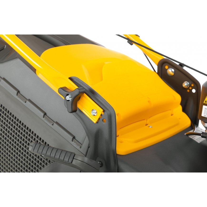 Gasoline self-propelled lawnmower STIGA Collector 48 S, 1.9kW – 4