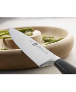 Knóż szefa kuchni Zwilling Four Star - 16 cm