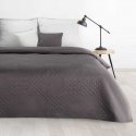 Eurofirany DESIGN 91 BONI / 5 Bedspread with quilt motif printed by hot pressing technique, 170X210 cm, color: graphite Bedsprea Eurofirany DESIGN 91 BONI / 5 Bedspread with quilt motif printed by hot pressing technique, 170X210 cm, color: graphite Bedsprea