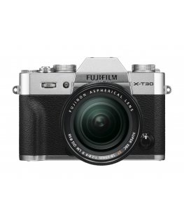 Fujifilm X -T30 II + 18-55mm MILC-runko 26,1 MP X-Trans CMOS 4 9600 x 2160 pikseliä Hopea, musta