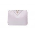 Guess Sleeve GUCS14ZPGSTEGU 14" fioletowy|purple Triangle 4G Guess Sleeve GUCS14ZPGSTEGU 14" fioletowy|purple Triangle 4G