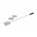 Toe cleaning device