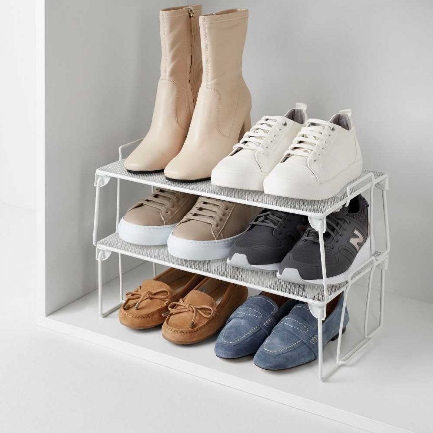 The shelf is folded with the possibility of folding w stos Rayen – 5