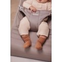 BabyBjörn Bliss Woven -sitteri, sand grey, lehtikuvioitu BabyBjörn Bliss Woven -sitteri, sand grey, lehtikuvioitu