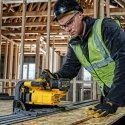 DeWALT DCS520T2 портативная ленточная пила 4200 м/мин Аккумулятор DeWALT DCS520T2 портативная ленточная пила 4200 м/мин Аккумулятор