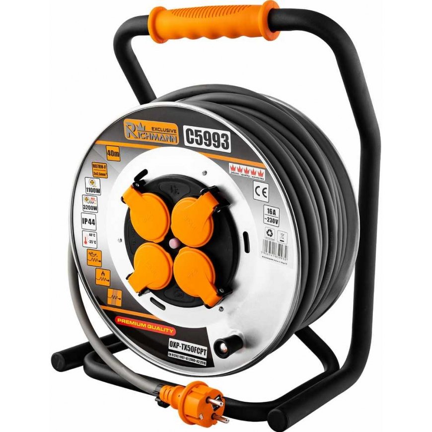 Extension cord wound on a reel Richmann C5993 40 m