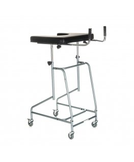 Four-wheeled support of pulpit type - walker