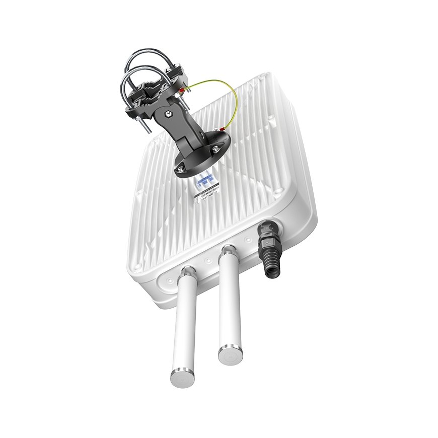 QuWireless AX50MO tinklo antena Daugiakryptė antena PoE/LAN 4 dBi – 4