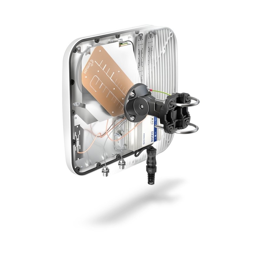 QuWireless AXR12 võrguantenn Suundantenn 7 dBi – 4