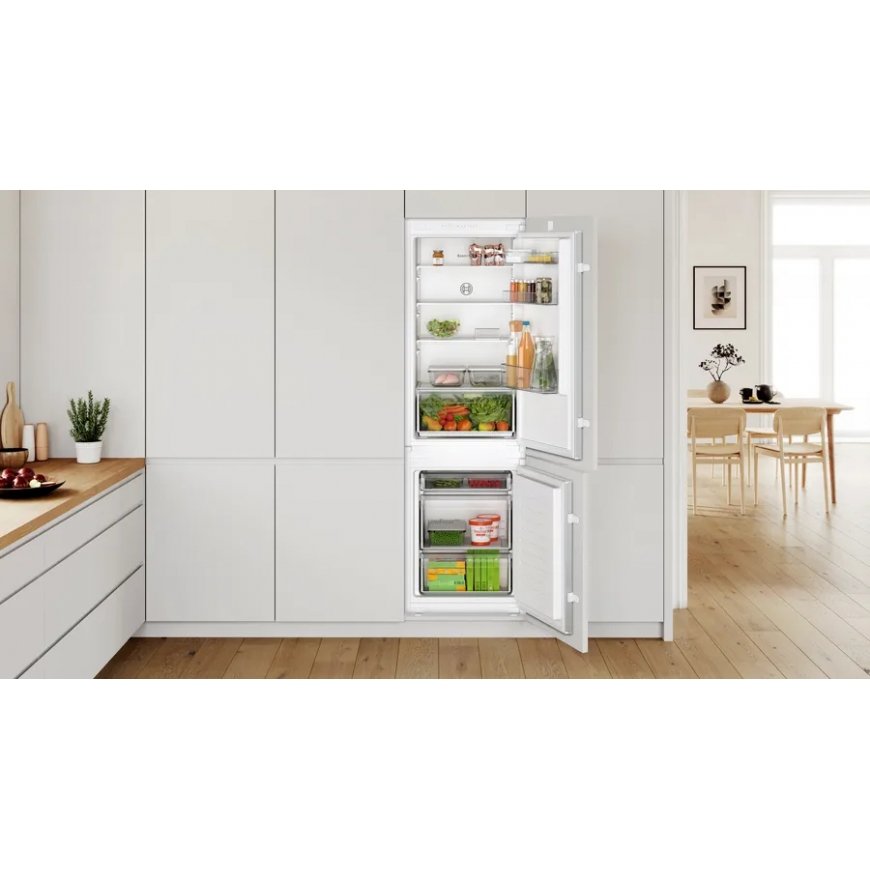 Bosch Serie 2 KIV865SE0 fridge-freezer Built-in 267 L E White – 2