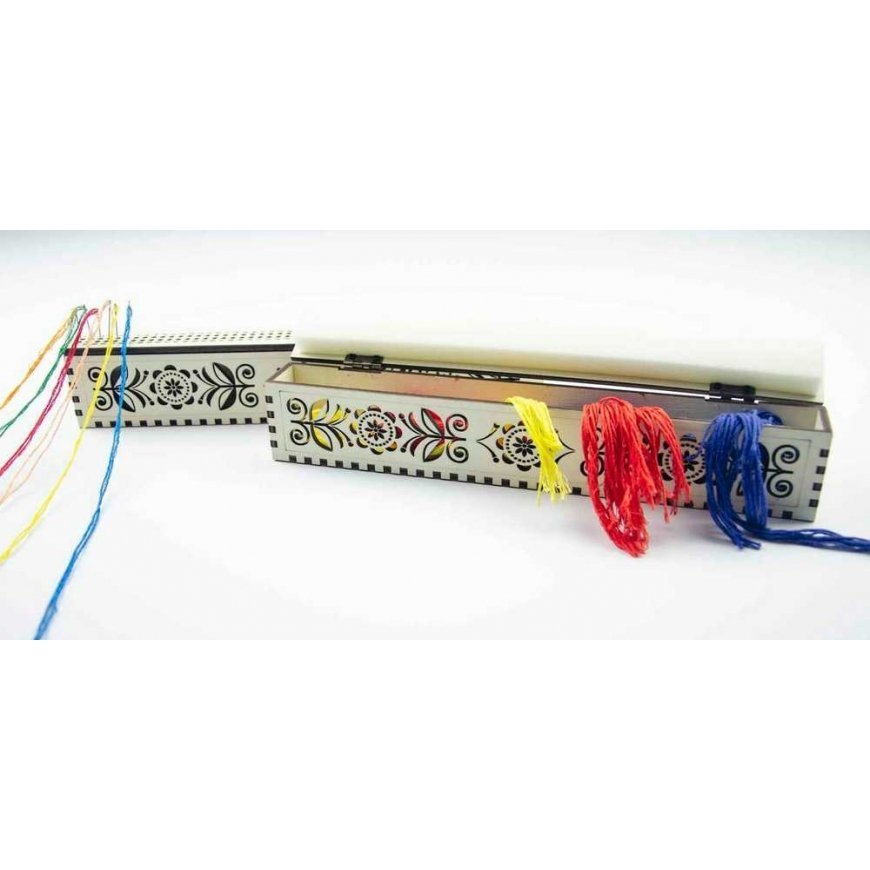 BOBKOV DENIS FOP, reg. No. 2893417695 Needle holder on a wooden base. Ivory, 100 holes OG-003 – 3