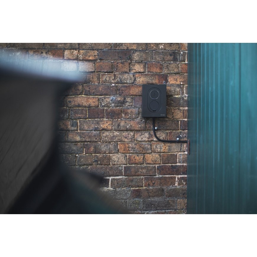 Zaptec Go Black Wall 3 – 4