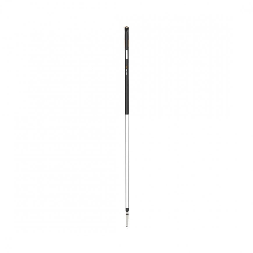 Fiskars Xact ravėtuvas