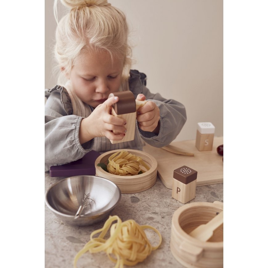 Kid’s Concept Cookware play set BISTRO – 4