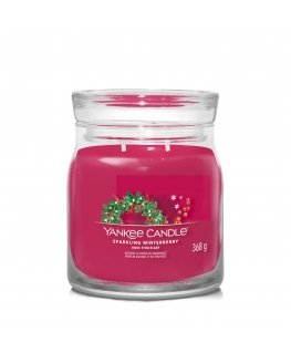 Yankee Candle Sparkling Winterberry wax candle Round Red 1 pc(s)