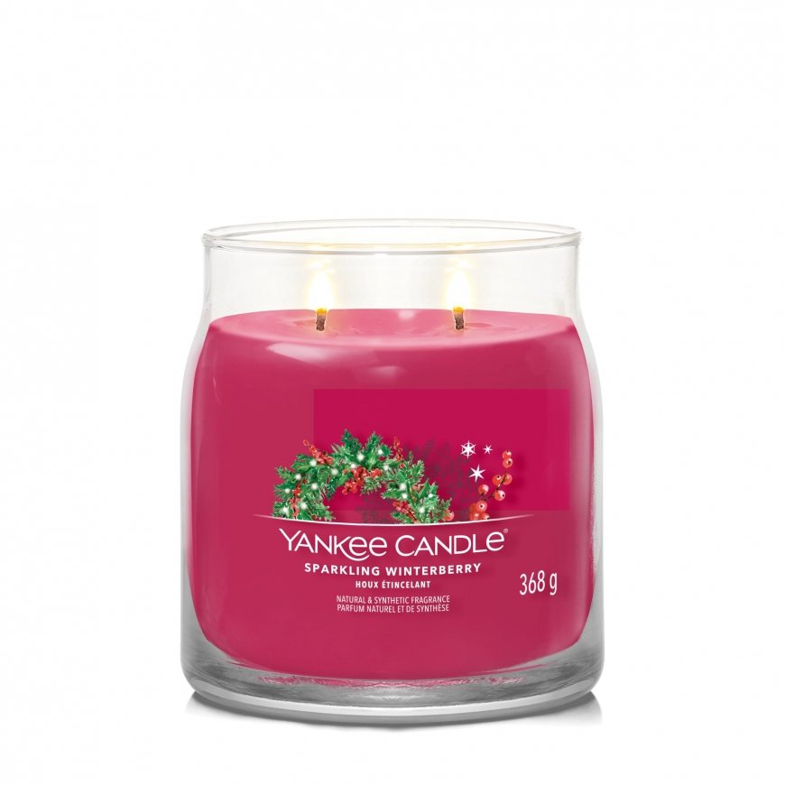 Yankee Candle Sparkling Winterberry wax candle Round Red 1 pc(s) – 4