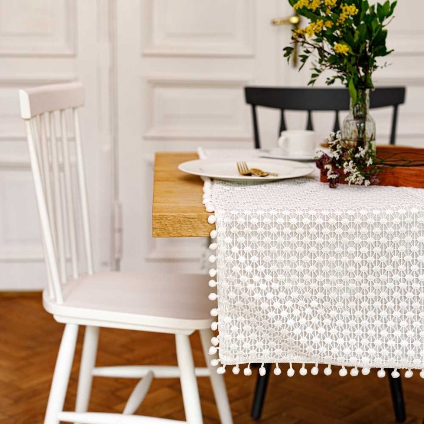 Lovely Dot tablecloth 160 x 280 cm AMBITION
