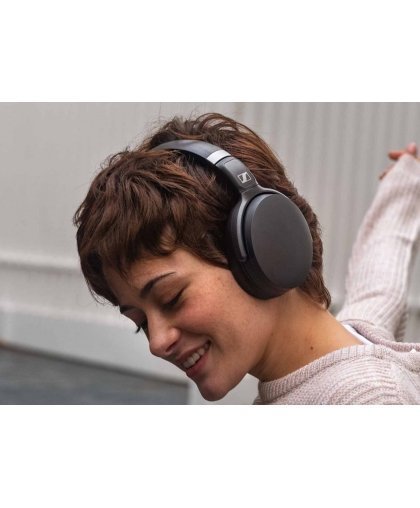 Sennheiser HD 450BT -Bluetooth-vastamelukuulokkeet, musta – 5