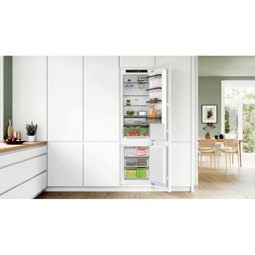 Bosch Serie 4 KIN965SE0 Iebūvēts 290 L D Balts – 2