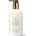 Molton Brown M.Brown Mesmerising Oudh Accord & Gold Body Lot., 300 ml Molton Brown M.Brown Mesmerising Oudh Accord & Gold Body Lot., 300 ml
