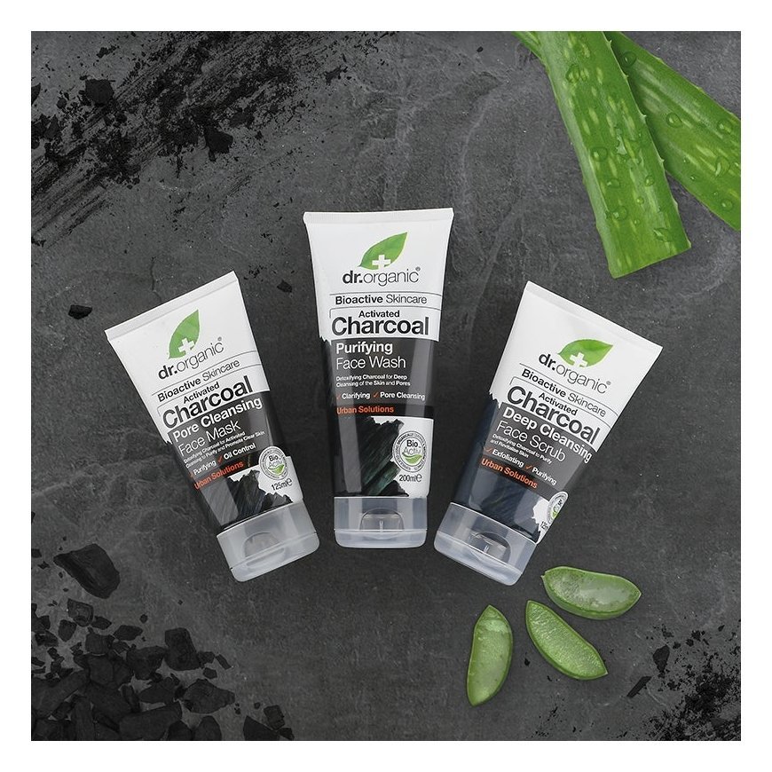 Dr Organic Charcoal Puhdistusnaamio Naisten 125 ml – 2