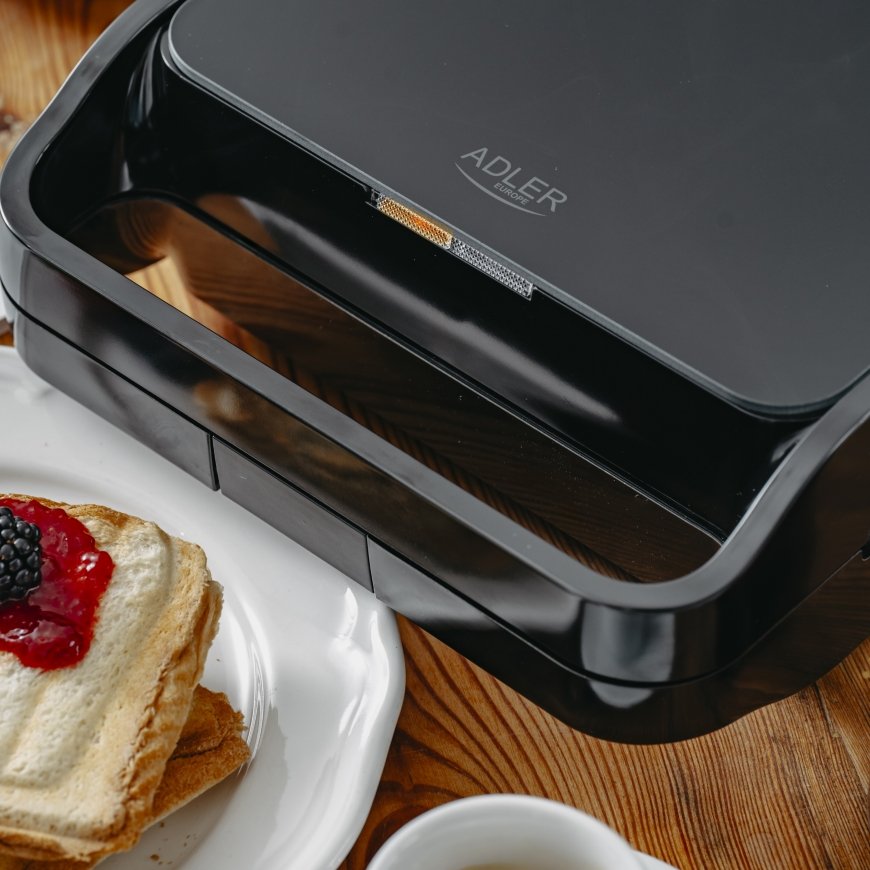Sandwich maker 2 in 1 | AD 3070b | 850 W | Number of plates 2 | – 5