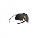Ultra-valged-mustad prillid Ultra-valged-mustad prillid