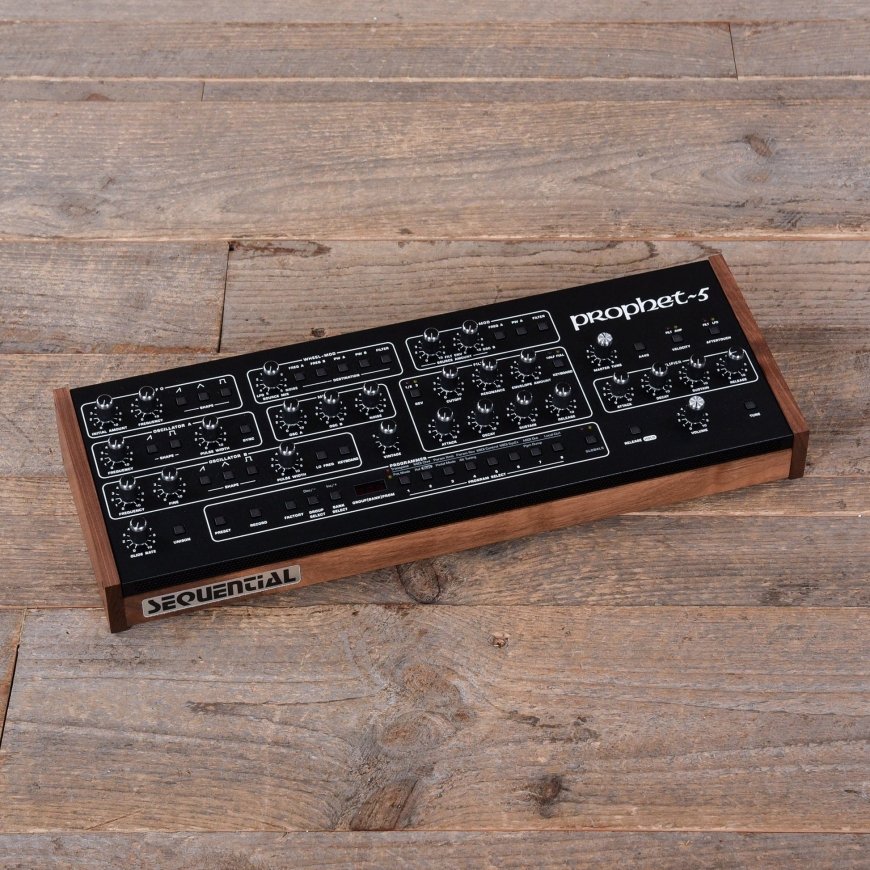 Sequential Prophet-5 Desktop – polüfooniline analoogsüntesaator – 2