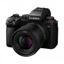 Panasonic Lumix DC-S5 II + 50mm