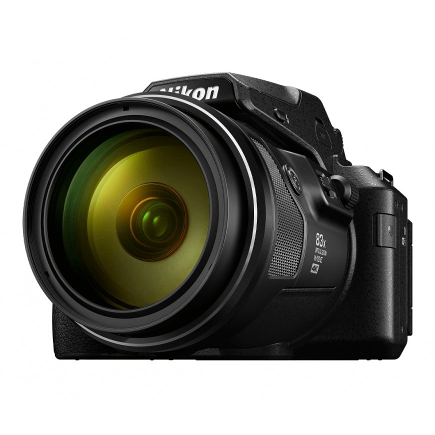 Nikon Coolpix P950 1/2.3" Kompakta