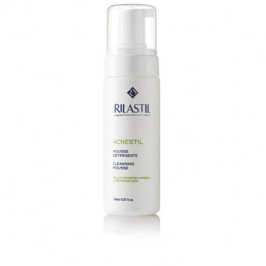 Rilastil Acnestil valomosios putos 150ml – 2