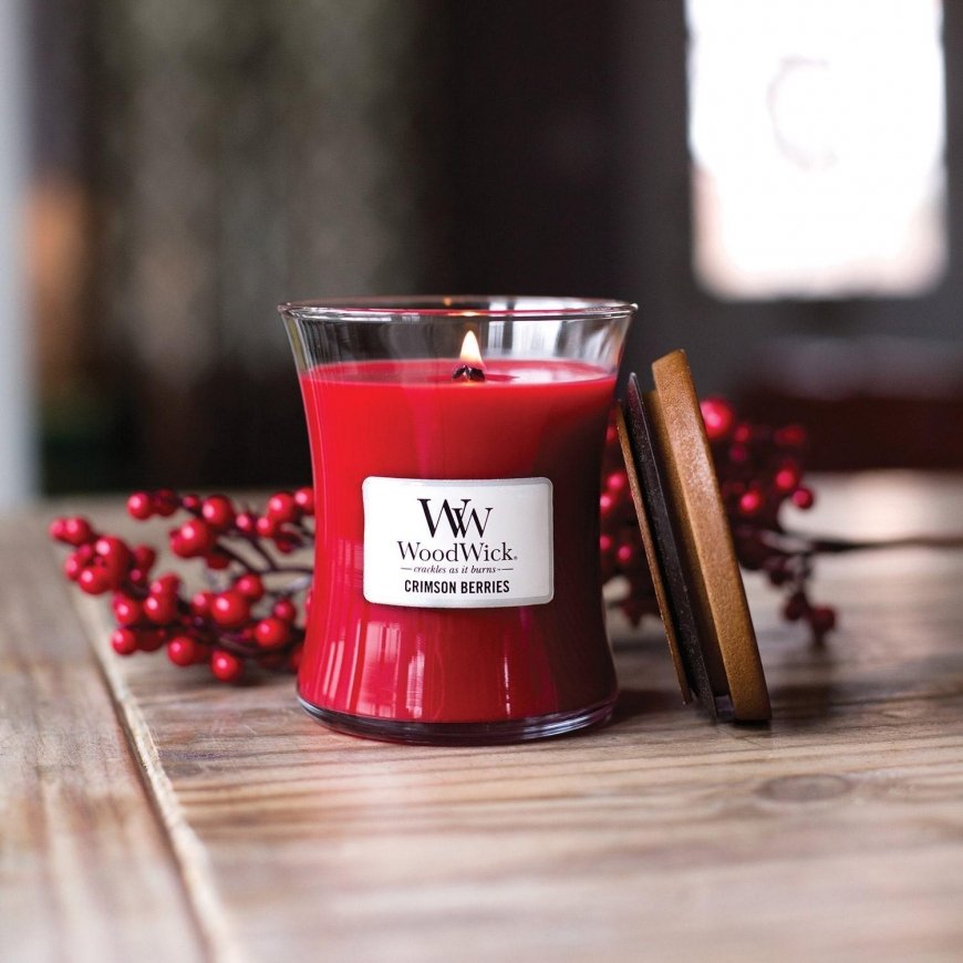 WoodWick candle - Red berries, 275g