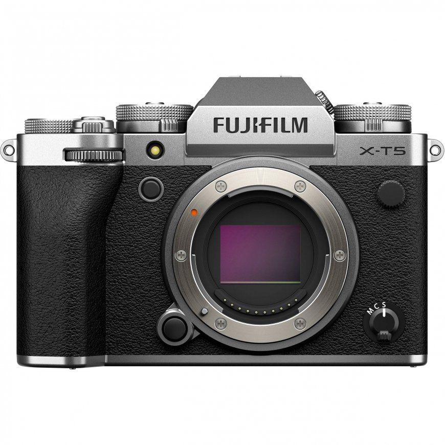 Fujifilm X -T5 + XF18-55mmF2.8-4 R LM OIS MILC 40,2 MP X-Trans CMOS 5 HR 7728 x 5152 pikseliai Sidab – 4