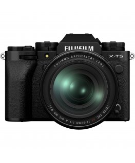 Fujifilm X -T5 + XF16-80mmF4 R OIS WR MILC 40,2 MP X-Trans CMOS 5 HR 7728 x 5152 pikseliä musta