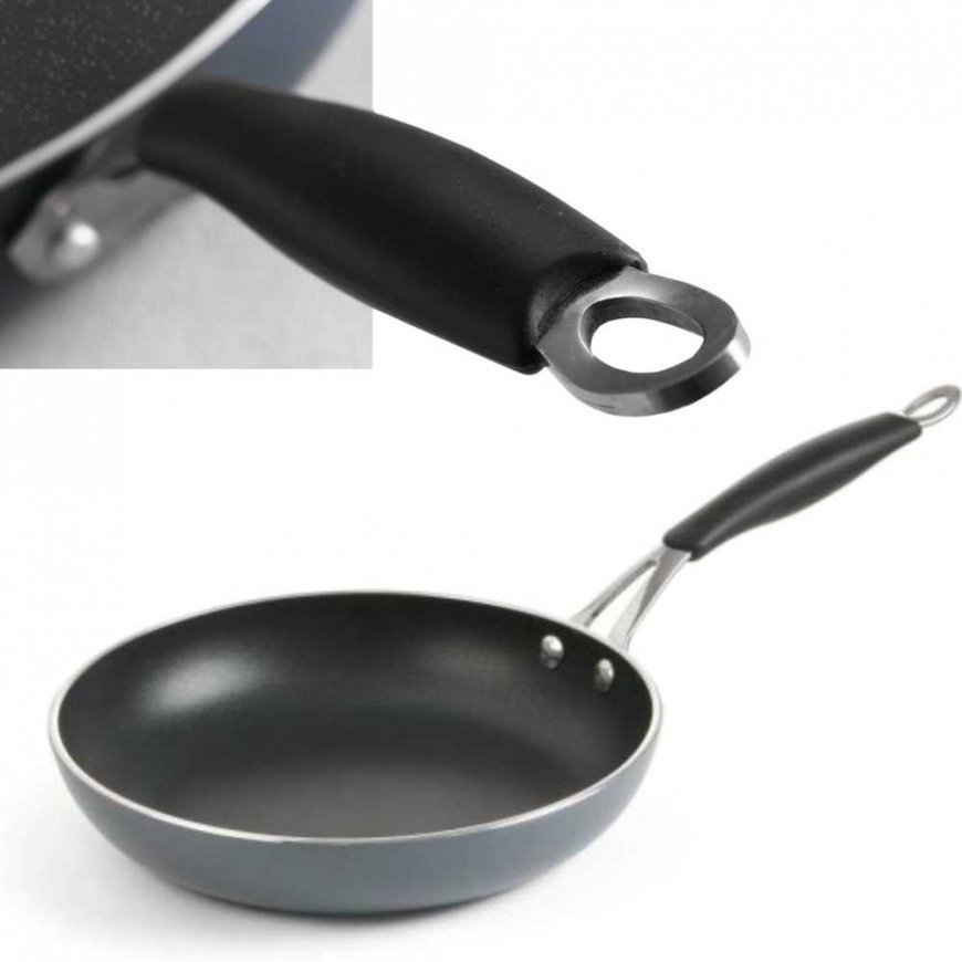 Aliuminio keptuvė su Teflon Platinum Professional nepridegančia danga. 20 cm - Hendi 621103