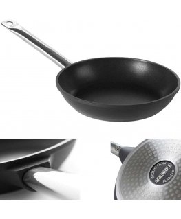Frying pan induction Profi Line with odlewu aluminum powlekana tytanem śr. 240 mm - Hendi 629154