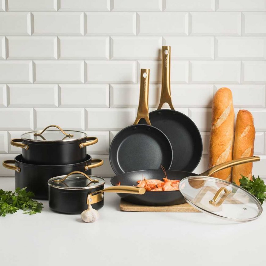 Set of Qualum Basic Royal 9-piece AMBITION pans and pans with coating