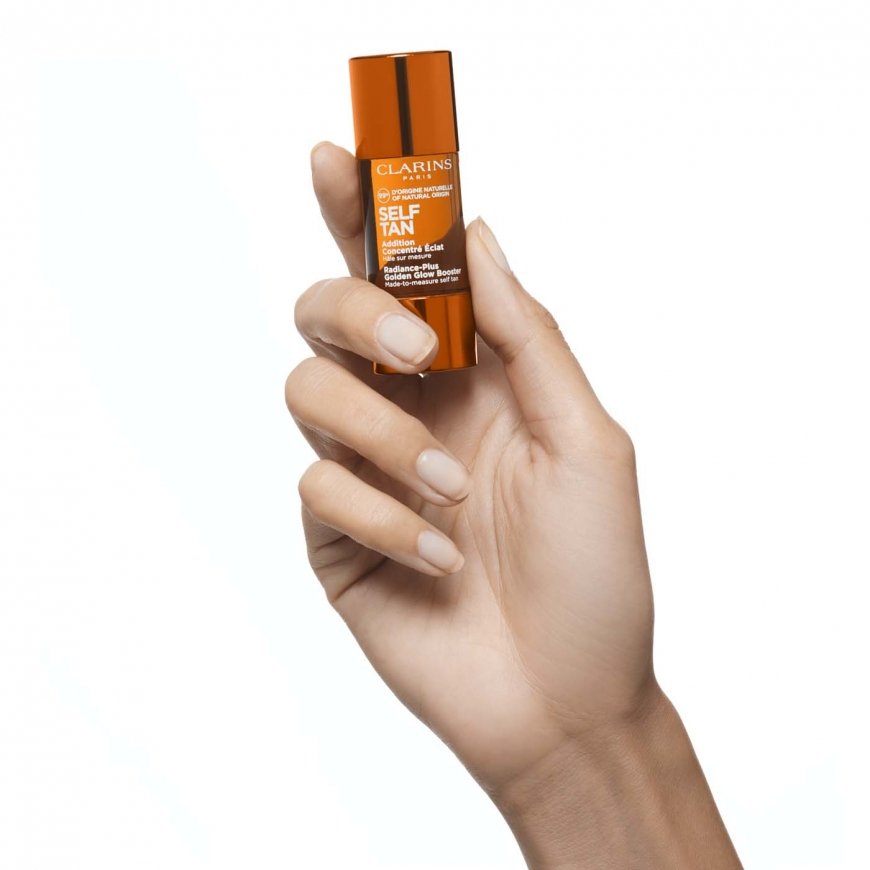 Clarins Radiance-Plus Golden Glow Booster Kasvojen tiiviste 15 ml Naisten – 4
