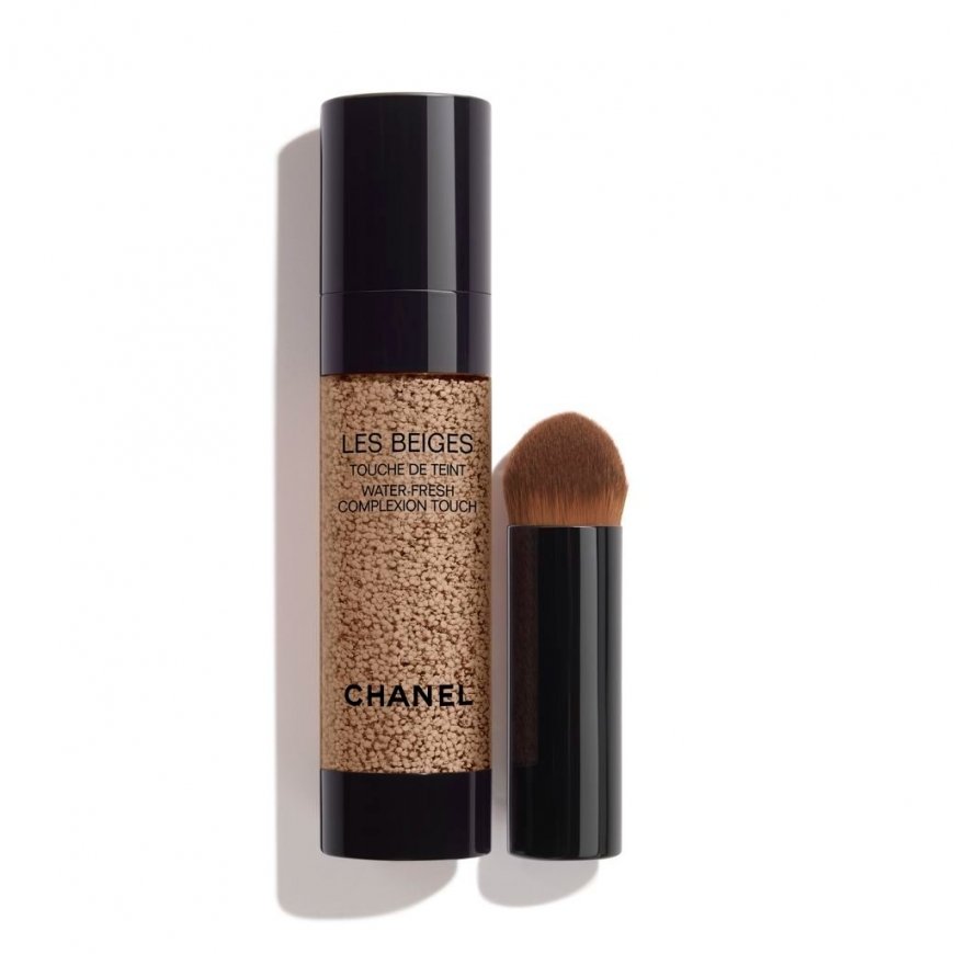 CHANEL Les Beiges Touche De Teint Water Fresh 30 ml Pudele ar dozētāju Šķidrs/Šķidrums B20