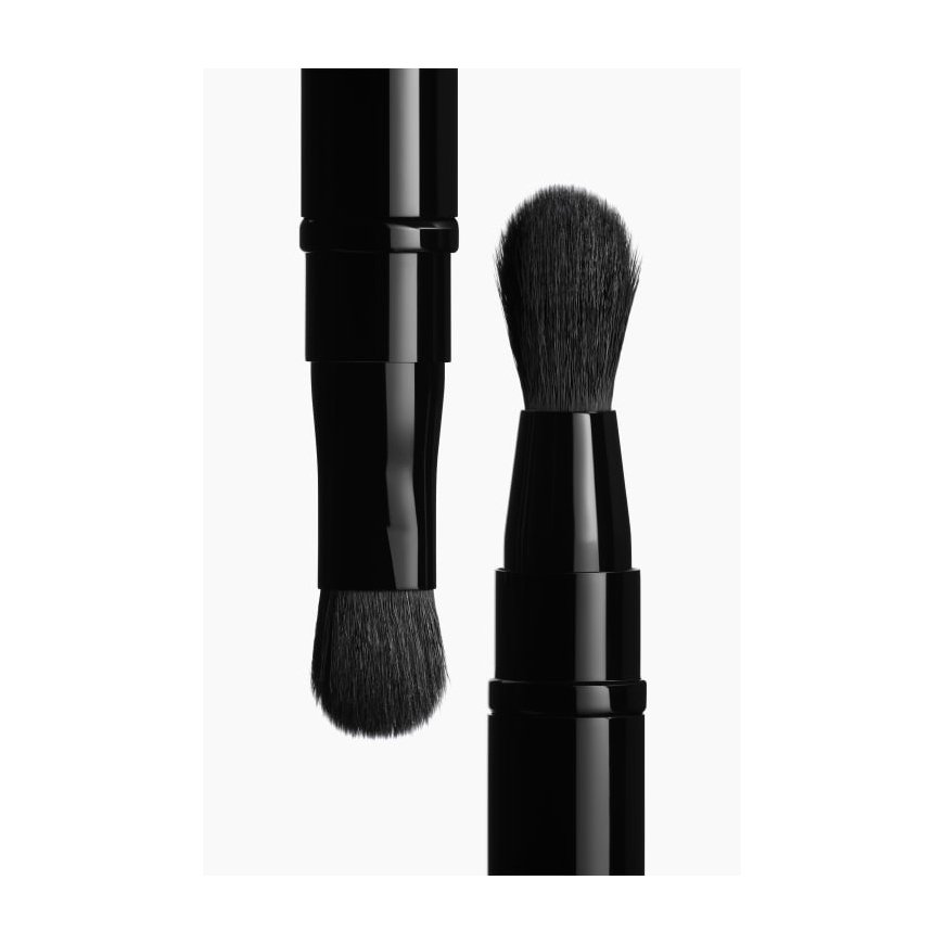 CHANEL Retractable Dual-Ended Eyeshadow Brush N°200 – 2