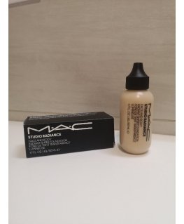 Studio Radiance Face And Body Radiant Sheer Foundation 50 ml