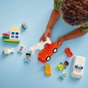 DUPLO Town 10447 – Ambulance and Driver