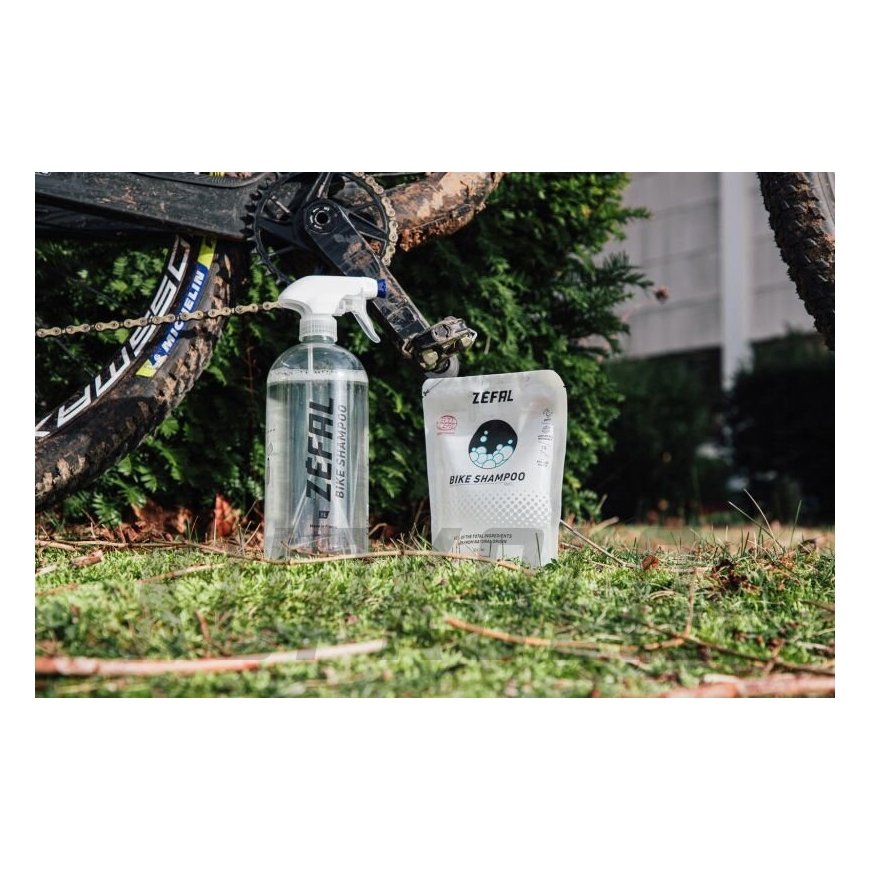 ZÉFAL Bike Šampūnas Refill 300 ml, When diluted in 700 ml of water, Bike Šampūnas Refill is a natural bicycle cleaning product. – 2